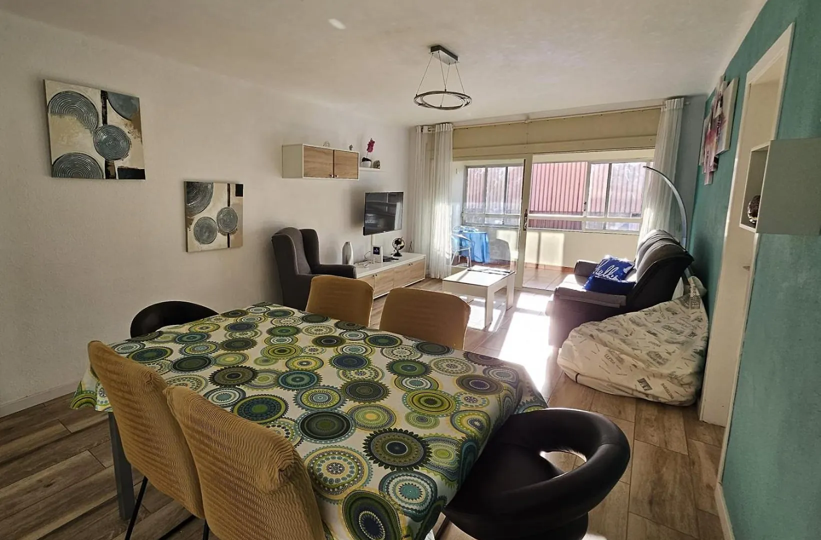 Apartamento Nuria Figueres  Daire